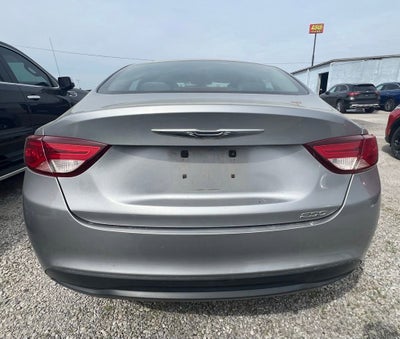 2016 Chrysler 200 LX