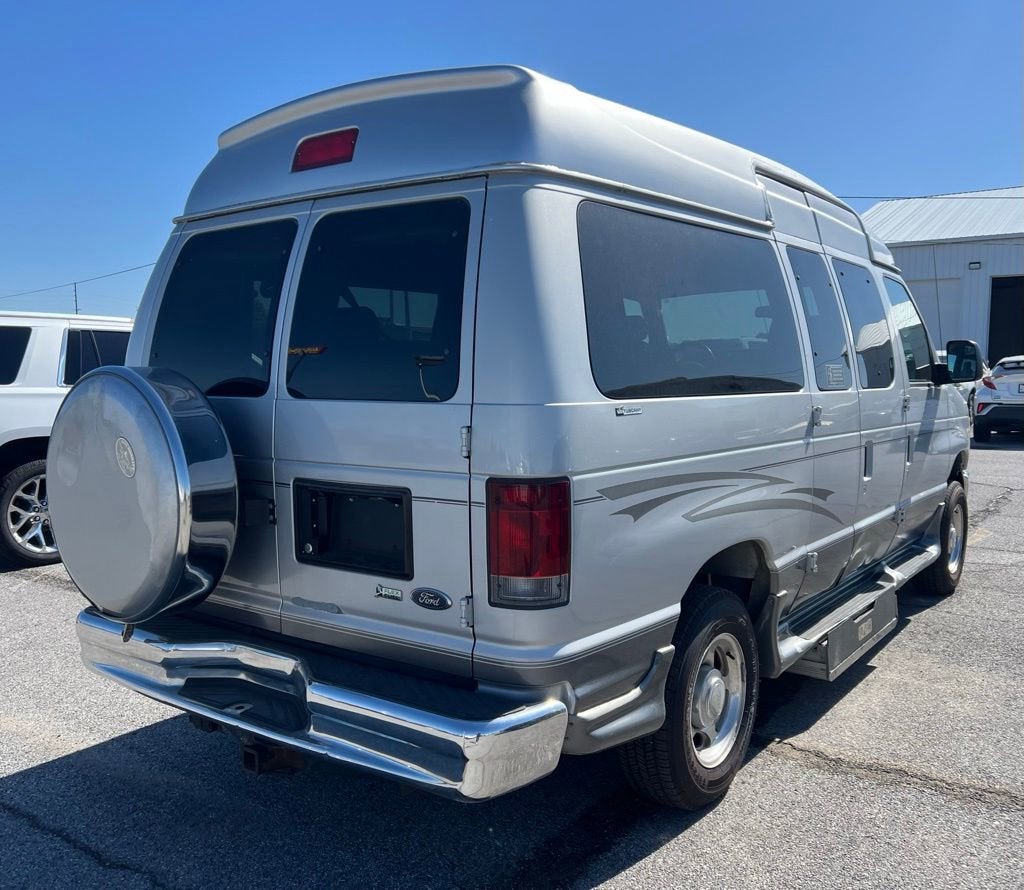 2010 Ford Econoline Cargo Van Commercial