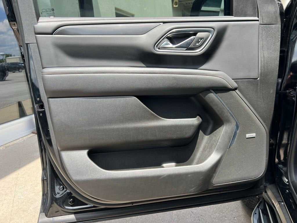 2023 GMC Yukon XL AT4
