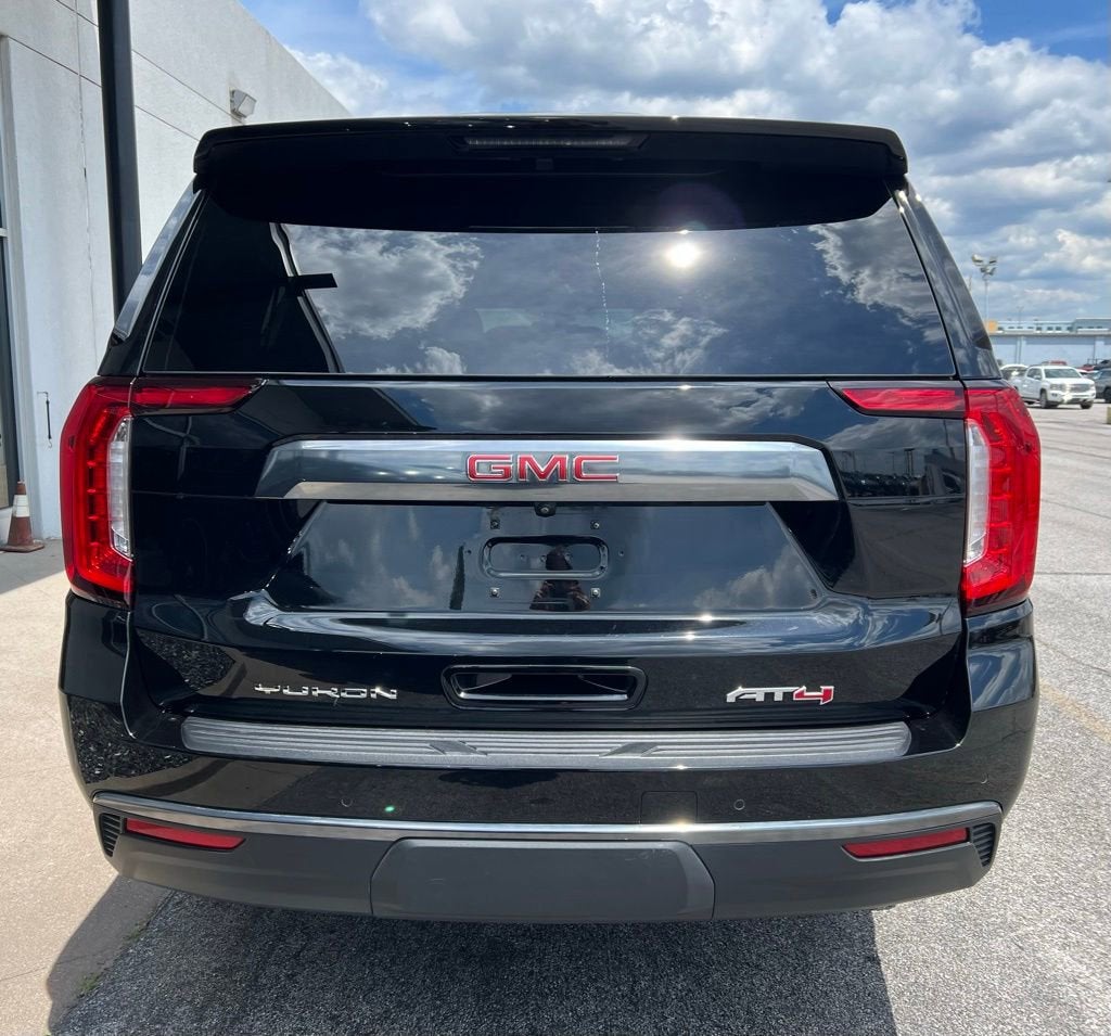 2023 GMC Yukon XL AT4