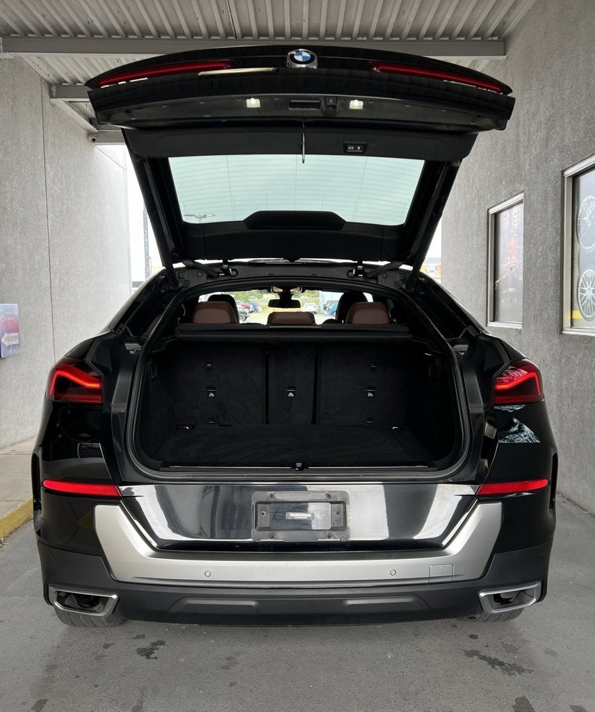 2021 BMW X6 xDrive40i