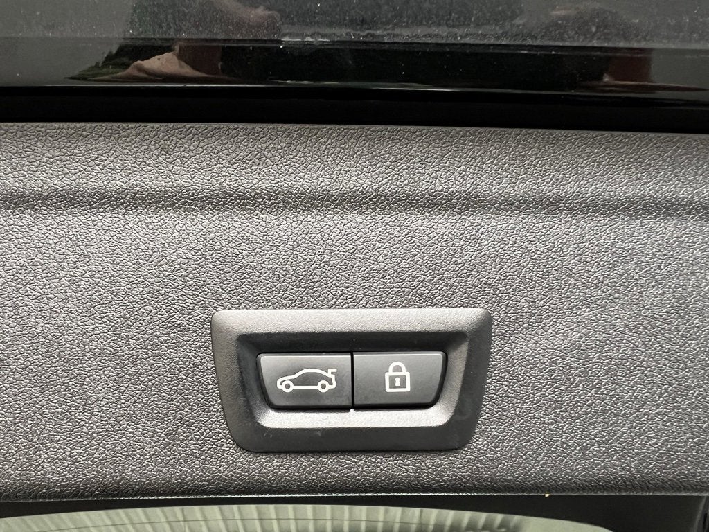 2021 BMW X6 xDrive40i