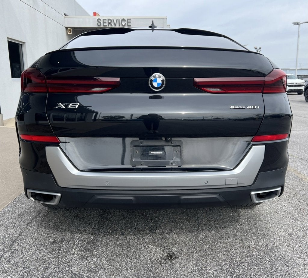 2021 BMW X6 xDrive40i