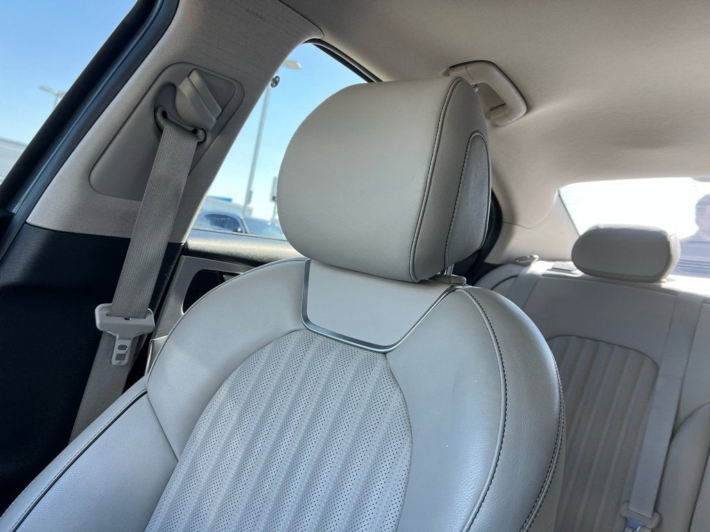 2020 Genesis G70 2.0T