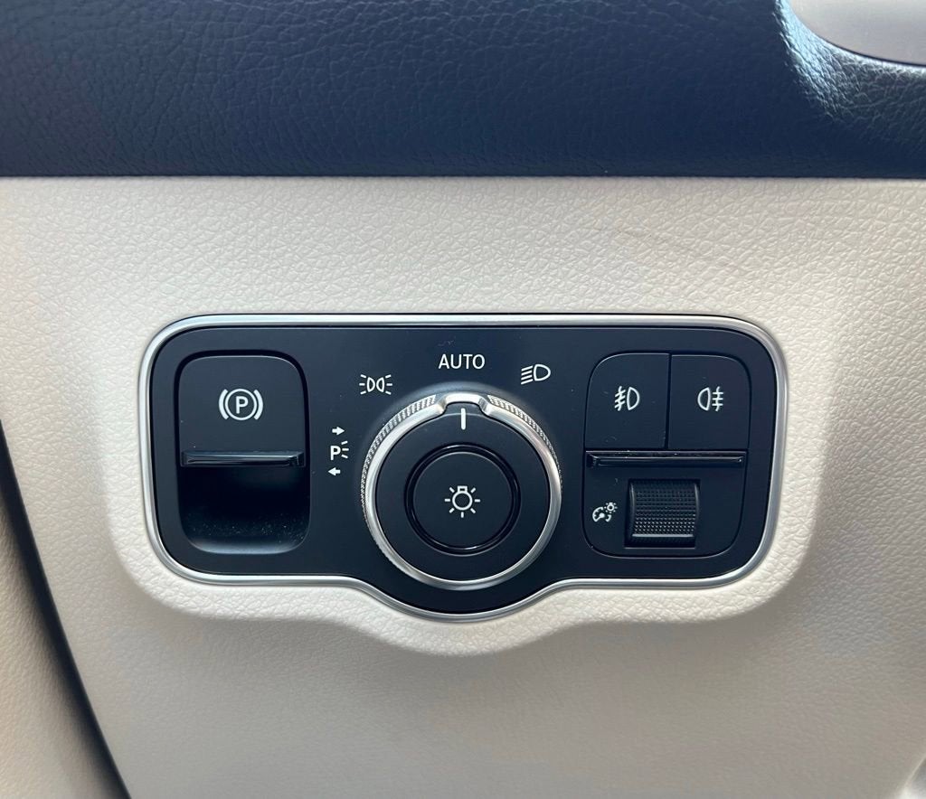 2022 Mercedes-Benz GLB GLB 250
