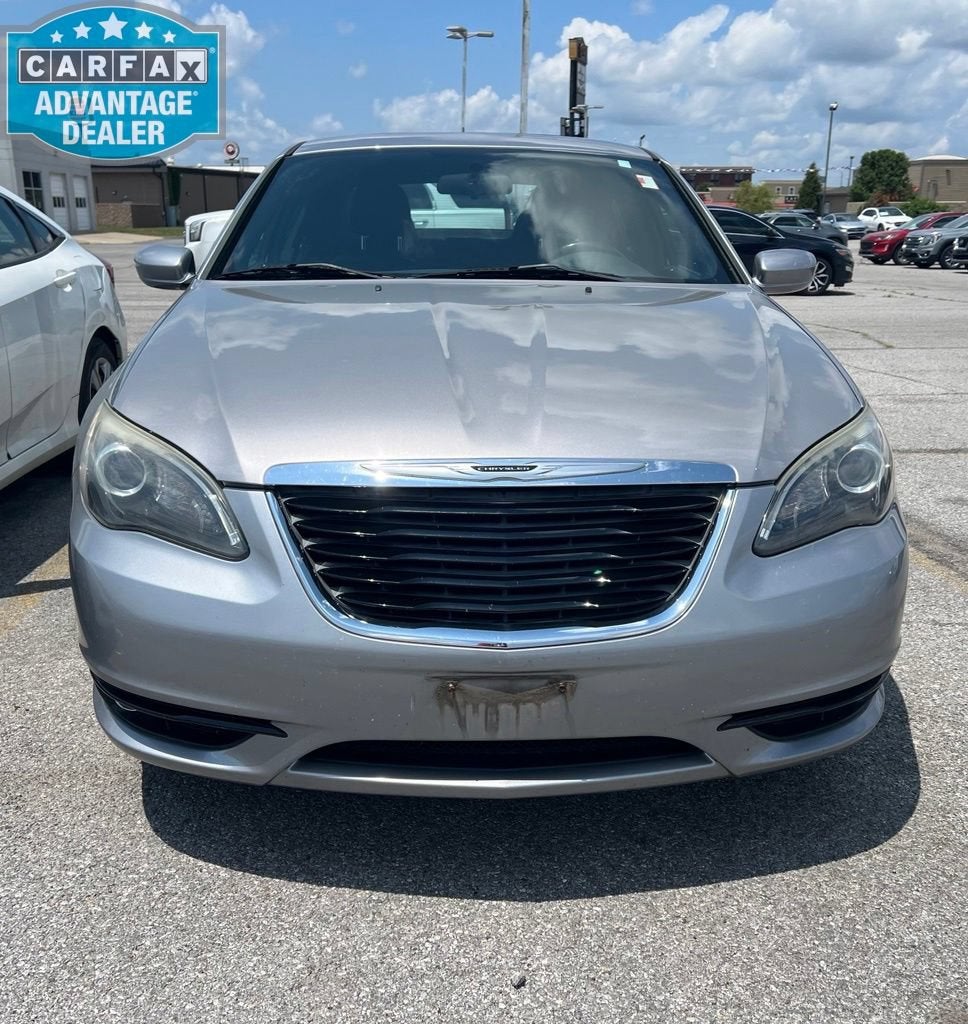 2013 Chrysler 200 Touring