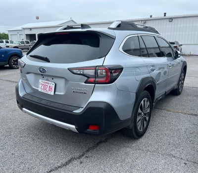 2025 Subaru Outback Touring XT