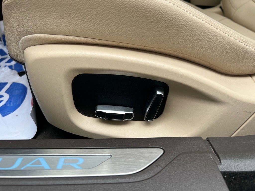 2019 Jaguar XF 25t Premium