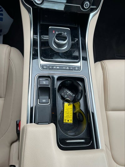 2019 Jaguar XF 25t Premium