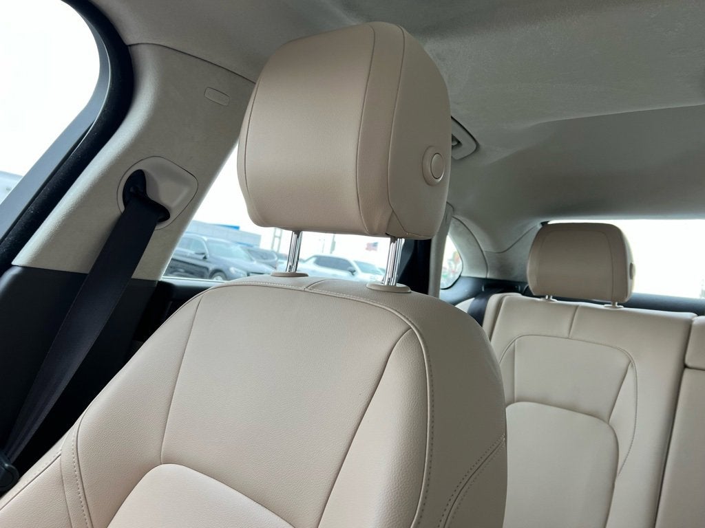 2019 Jaguar XF 25t Premium