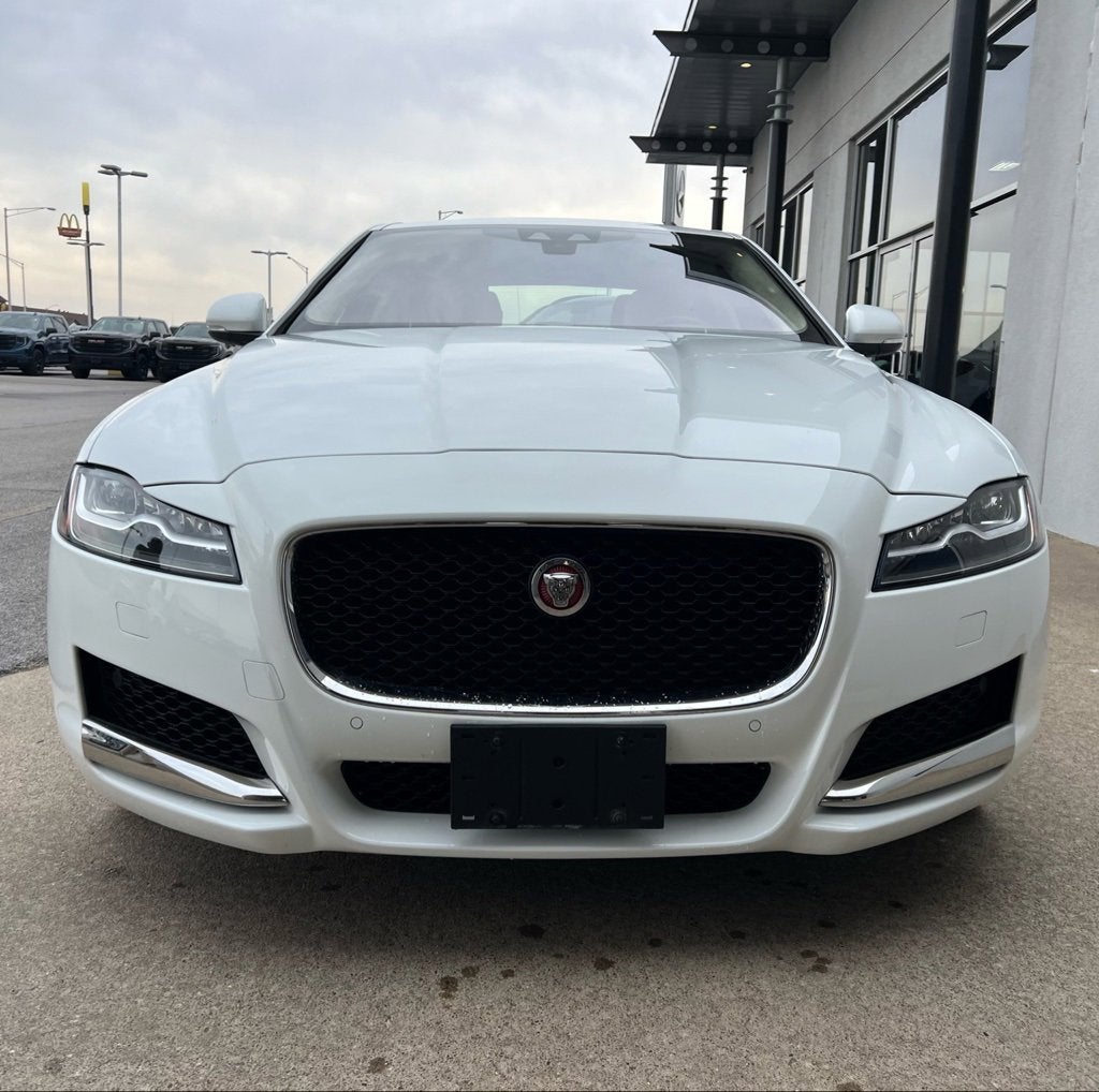 2019 Jaguar XF 25t Premium