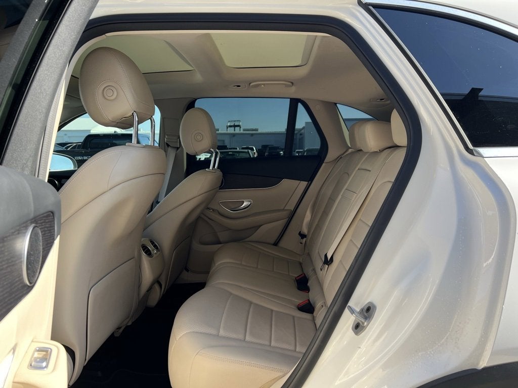 2022 Mercedes-Benz GLC GLC 300