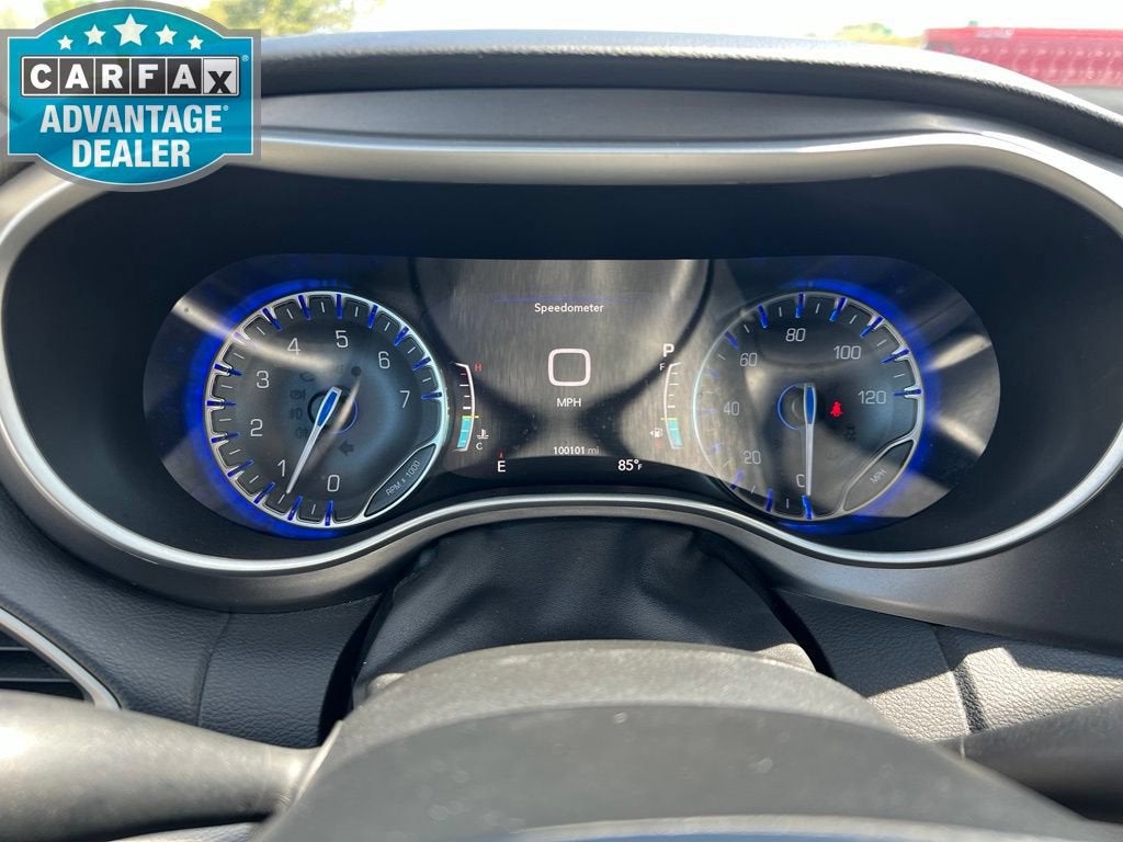 2022 Chrysler Pacifica Touring L