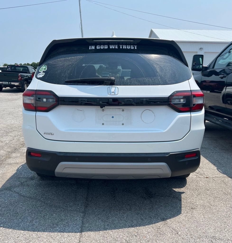 2023 Honda Pilot EX-L 8 Passenger