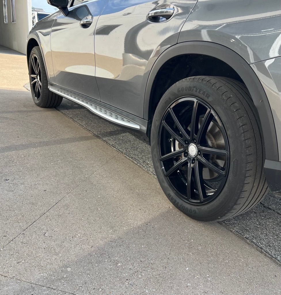2023 Mercedes-Benz GLC GLC 300